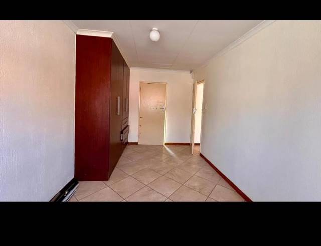 3 BEDROOM HOUSE FOR SALE IN THE ORCHARDS